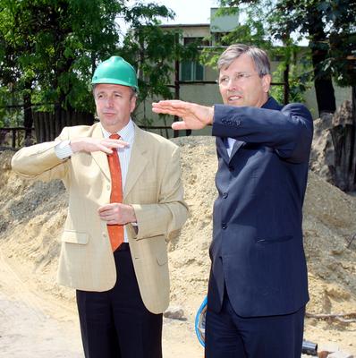 Persányi Miklós visszatérhet az állatkertbe-stock-foto