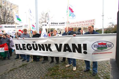 Tüntetés az egészségbiztosítási rendszer átalakítása ellen-stock-foto