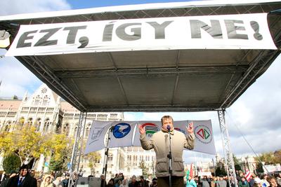 Tüntetés az egészségbiztosítási rendszer átalakítása ellen-stock-foto