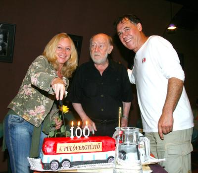 A pulóvergyűjtő századik előadása-stock-foto