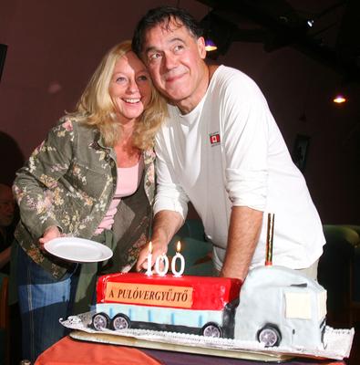 A pulóvergyűjtő századik előadása-stock-foto