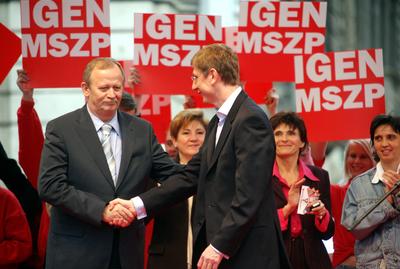 MSZP nagygyűlés a Batthyány örökmécsesnél-stock-foto