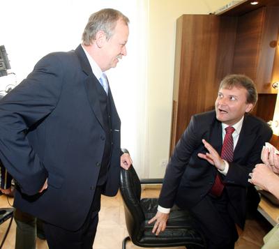 Politikusok a Napkeltében-stock-foto