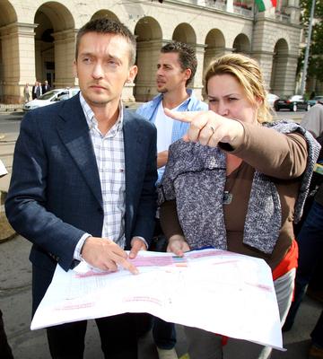 Rogán Antal a Kossuth téren tájékozódott-stock-foto