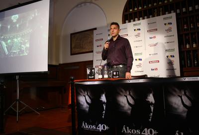 Ákos 40+ sajtótájékoztató-stock-foto