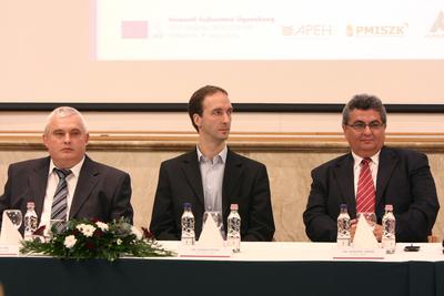 Indul az adóalany centrikus adatszolgáltatási modell-stock-photo