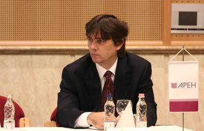 Indul az adóalany centrikus adatszolgáltatási modell-stock-photo