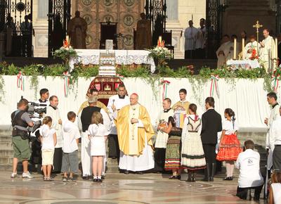 Augusztus 20 - Körmenet-stock-foto