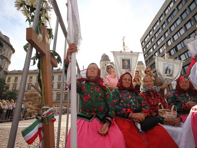 Augusztus 20 - Körmenet-stock-foto