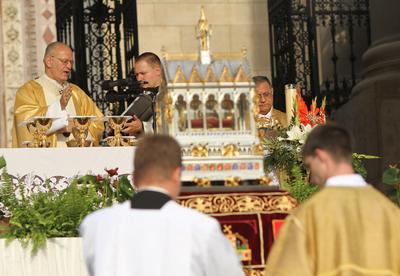 Augusztus 20 - Körmenet-stock-foto