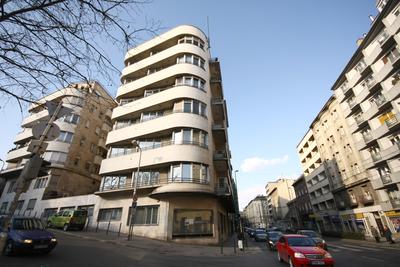 Bauhaus stílusban épült ház-stock-foto