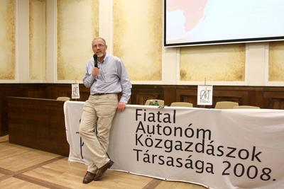 Dr. Beck György a Corvinus Egyetemen-stock-foto