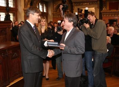 Díszpolgári Cím, Pro Urbe, Budapestért - díjátadó-stock-foto