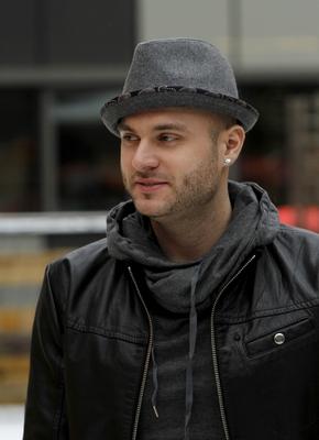 Új műjégpálya nyílt a Corvin Bevásárlóközpont tetején-stock-foto