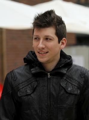 Új műjégpálya nyílt a Corvin Bevásárlóközpont tetején-stock-foto