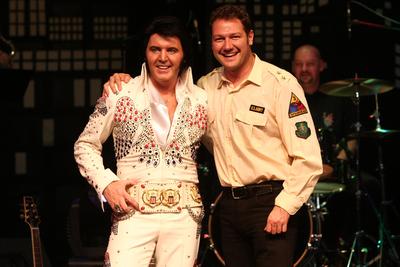 Elvis Country Tour 2009 &#39;Magyarország / Az Elvis-történet /-stock-foto