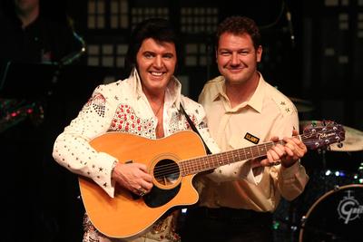 Elvis Country Tour 2009 &#39;Magyarország / Az Elvis-történet /-stock-foto