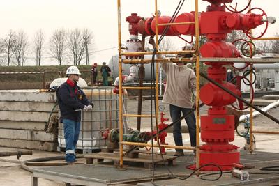 Földgáz-kitermelés, Makói-árok-stock-foto