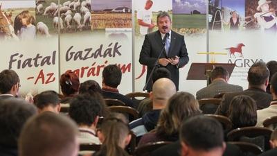 Fiatal Gazda Konferencia 2011-stock-foto