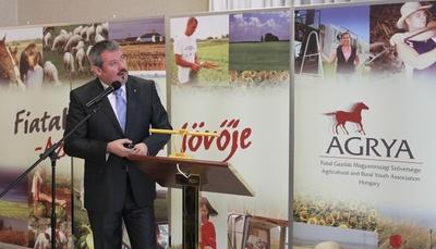 Fiatal Gazda Konferencia 2011-stock-foto