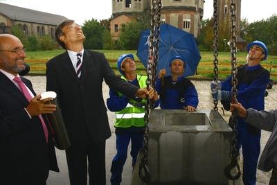 Új magánegyetemről szóló szerződés Óbudán-stock-foto