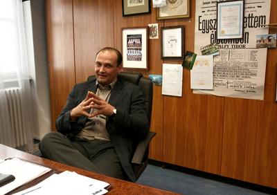 Gézengúzok - új sorozat a Duna TV-n-stock-foto