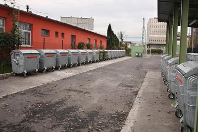 Hulladékudvar a XVIII. kerületben-stock-foto