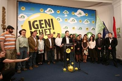 Választások éjszakája - második forduló-stock-foto