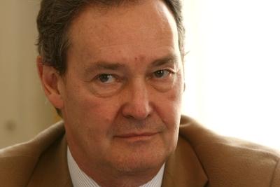 Kamarák sajtótájékoztatója-stock-foto