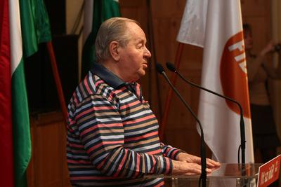 Tarlós István Kőbányán-stock-foto