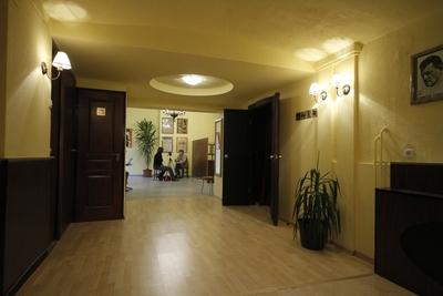 A felújított Karinthy Színház évadnyitó sajtótájékoztatója-stock-foto