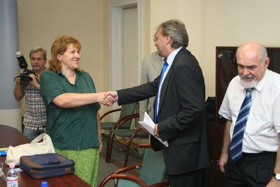 Hiller István részt vesz a Felsőoktatási Kerekasztal ülésén-stock-foto