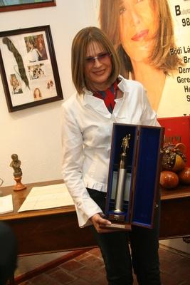 Koncz Zsuzsa-életműkiállítás a Komédiumban-stock-foto