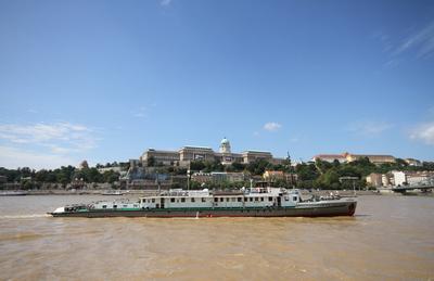 Bemutatták a felújított Lajta monitort-stock-foto