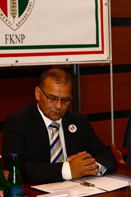 Lengyel Zoltán országgyűlési képviselő sajtótájékoztatója-stock-foto