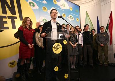 Választás 2010 - Lehet Más a Politika-stock-foto