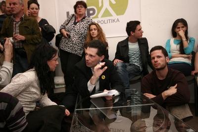 Választások éjszakája - második forduló-stock-foto