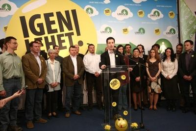 Választások éjszakája - második forduló-stock-foto