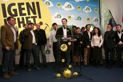 Választások éjszakája - második forduló-stock-foto