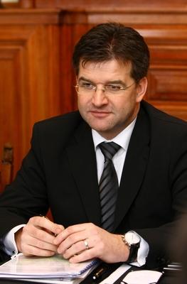 Miroslav Lajcak Budapesten-stock-foto