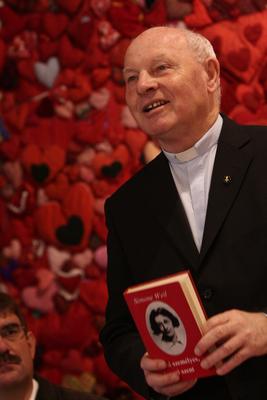 Szociális ellátórendszer - javaslat-stock-foto