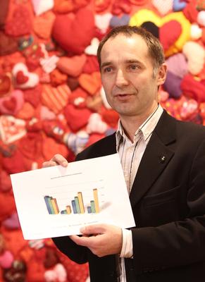 Szociális ellátórendszer - javaslat-stock-foto