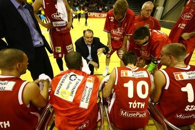 Kerekesszékes kosárlabda gála a SportMax Stadionban-stock-foto