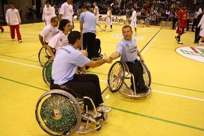 Kerekesszékes kosárlabda gála a SportMax Stadionban-stock-foto