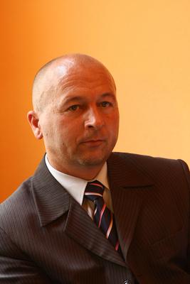 Országos Cigány Önkormányzat sajtótájékoztatója-stock-foto