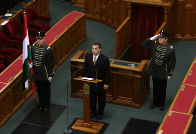 Kormányalakítás - Orbán Viktor eskütétele-stock-foto