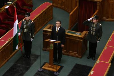 Kormányalakítás - Orbán Viktor eskütétele-stock-foto