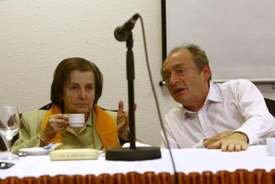 Ormos Mária és Krausz Tamás előadása-stock-foto