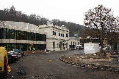 Építkezés a Rácz Fürdőnél-stock-foto