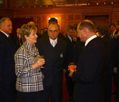 Hazánkba látogatott Traian Basescu román elnök-stock-foto